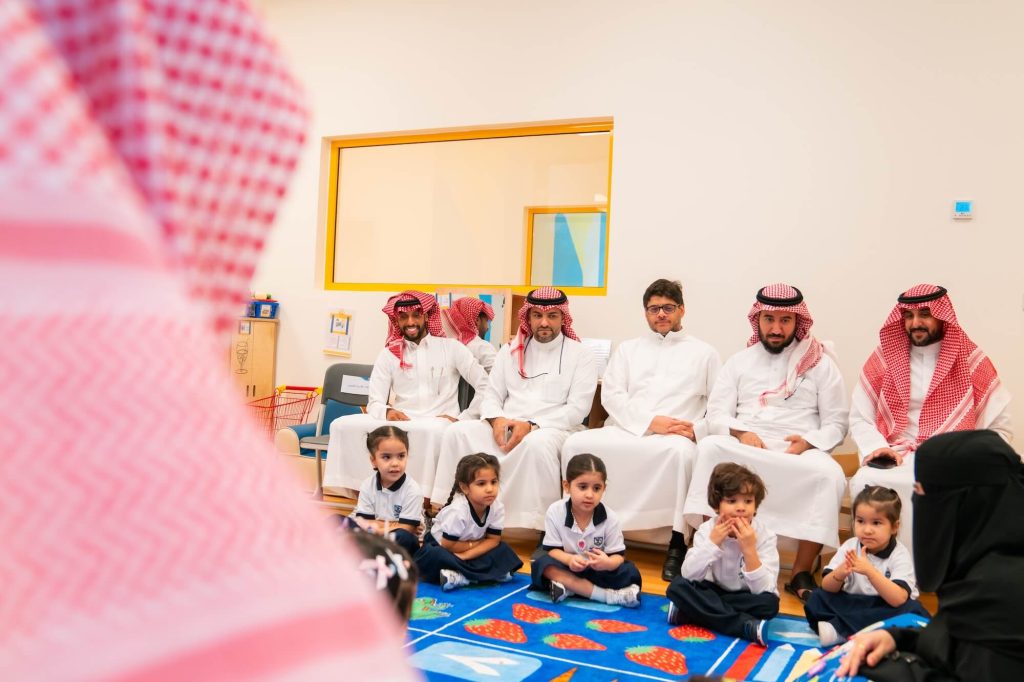 “المدرسةالوطنية تحتفي بالأبوة في فعالية “ومن كـ أبي