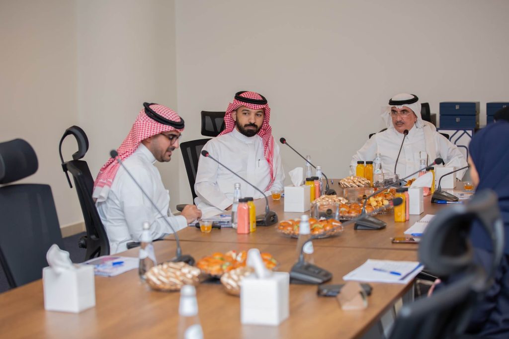 المدرسة الوطنية تعقد اجتماعها الأول للمجلس الاستشاري